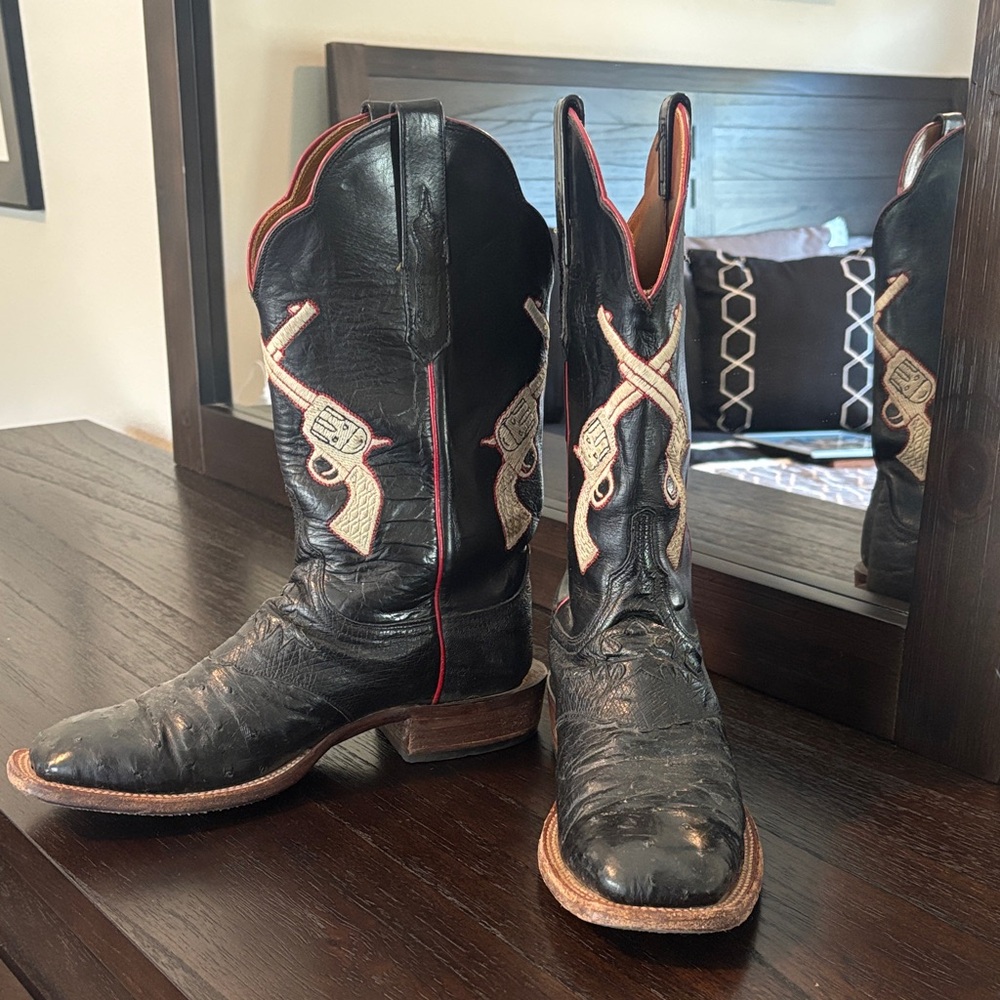 Lucchese Black Heeled Boots with Gun Design Size 10 Vintage